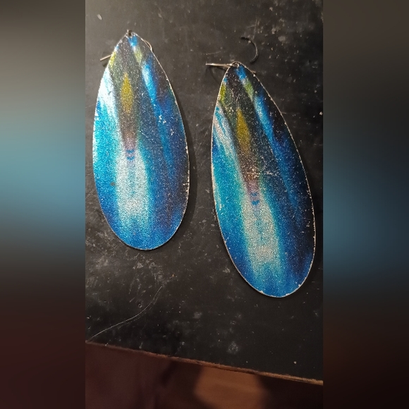 Muit-Color Big long 3.4 inch silver tone Earrings. - Picture 6 of 11